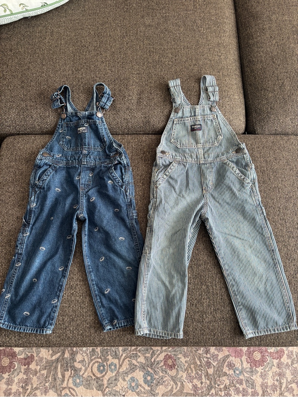 EUC Osh Kosh Denim Overalls (3T)